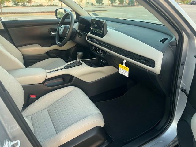 New 2026 Honda HR-V LX image 30