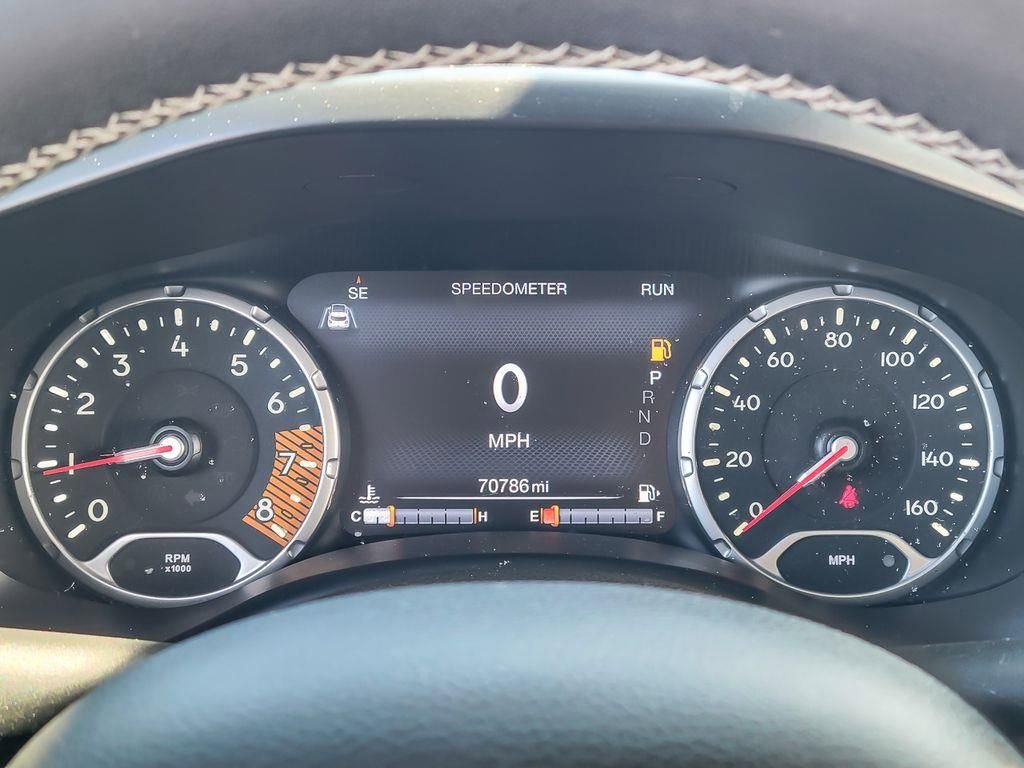Used 2021 Jeep Renegade Latitude FWD image 11