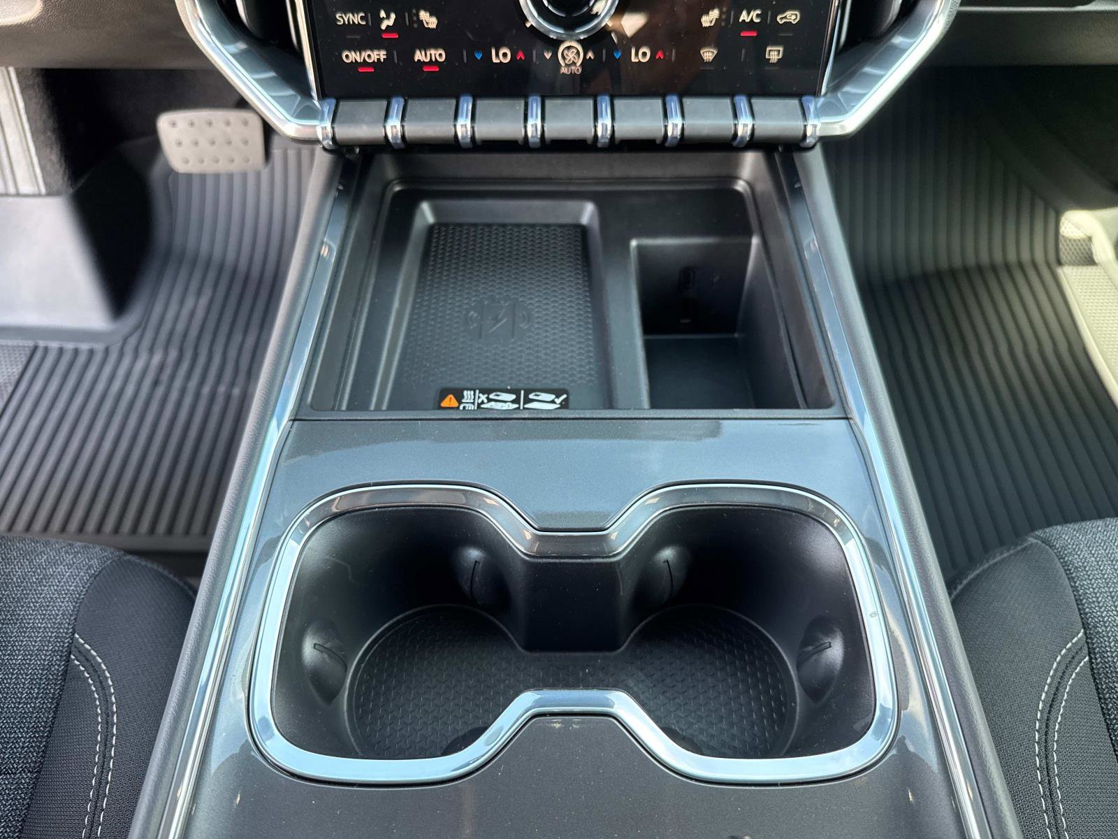 New 2026 GMC Acadia Elevation w/ LPO, Floor Liner Package image 31