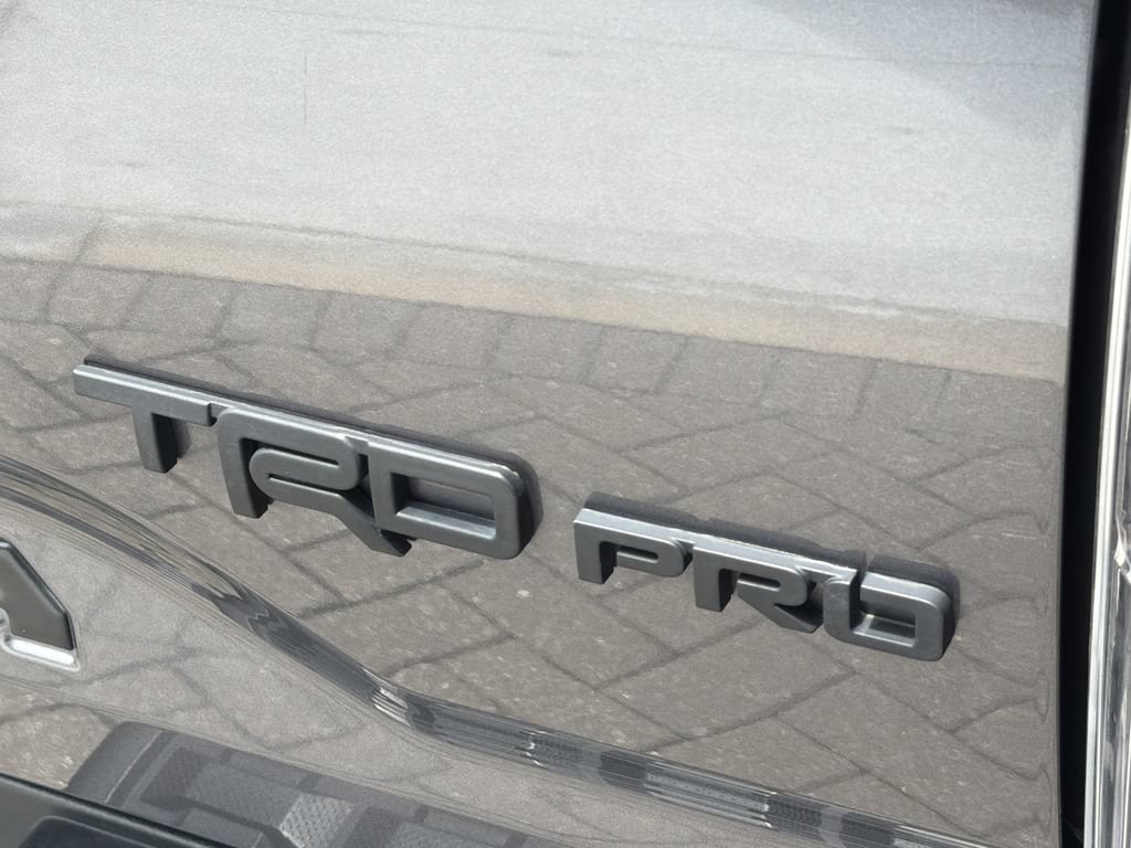 Used 2022 Toyota Tacoma TRD Pro AWD/4WD image 13