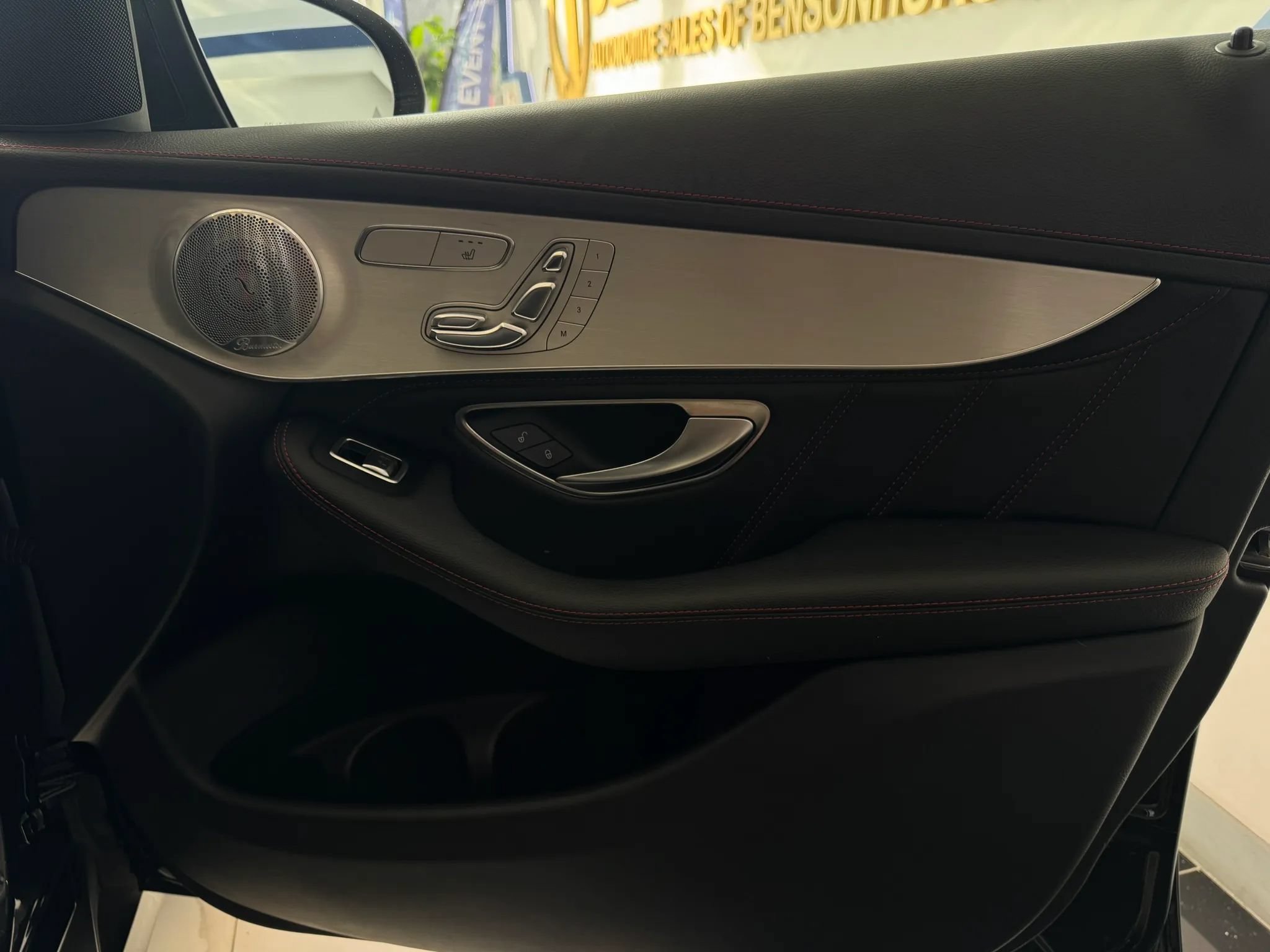 Used 2018 Mercedes-Benz GLC 43 AMG 4MATIC image 31