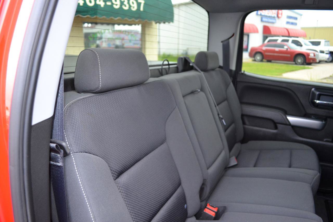 Used 2018 Chevrolet Silverado 1500 LT w/ Texas Edition AWD/4WD image 36