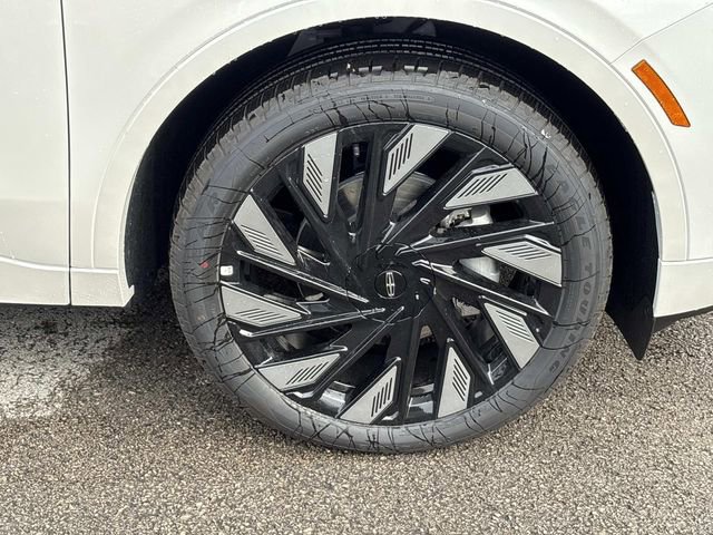 New 2026 Lincoln Nautilus Black Label w/ Jet Appearance Package image 9