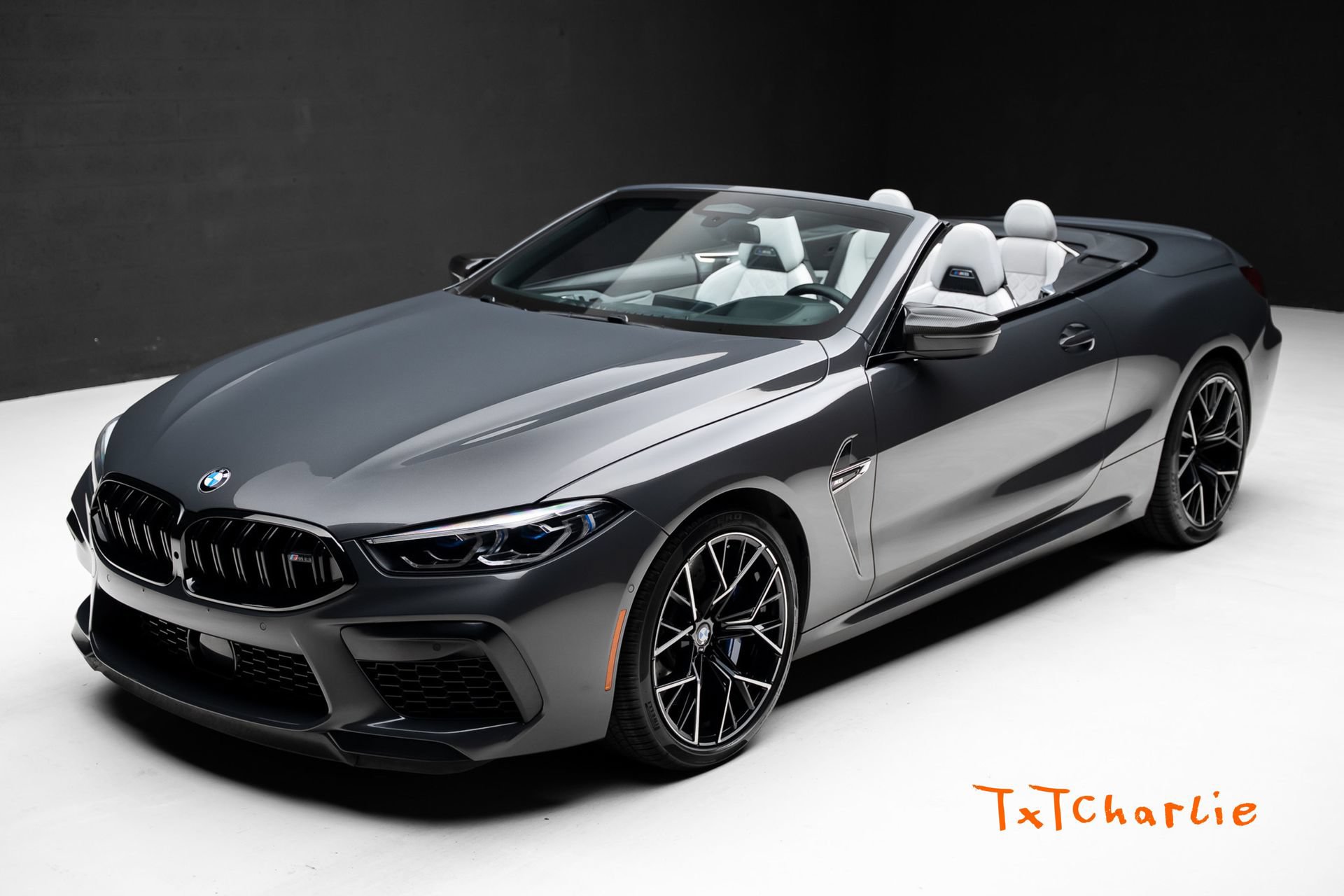 Used 2020 BMW M8 Convertible AWD/4WD image 1