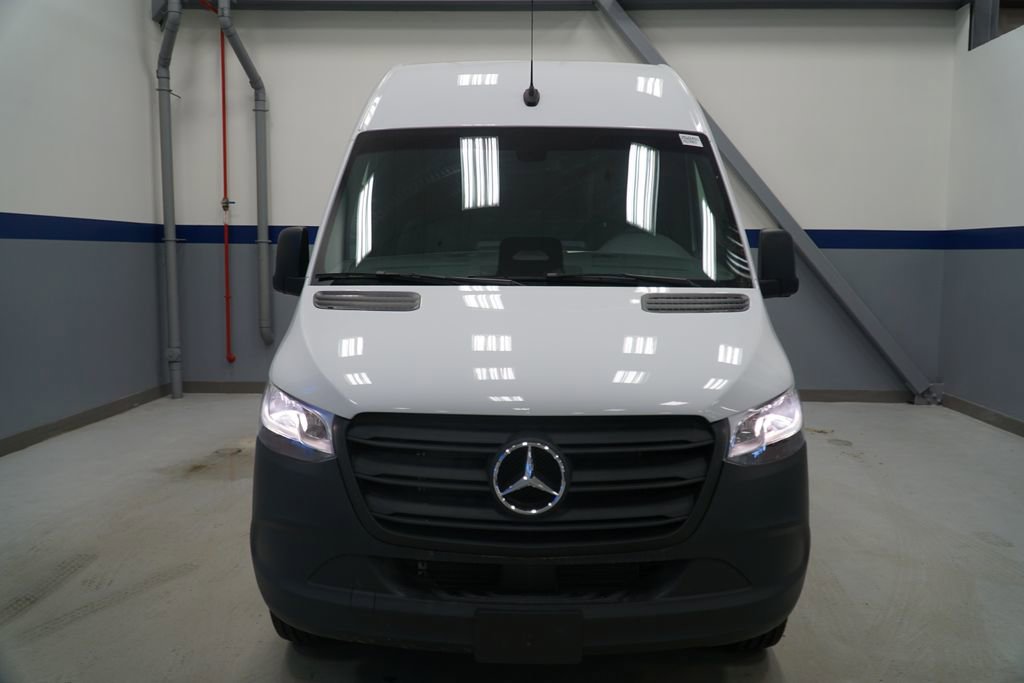 New 2025 Mercedes-Benz Sprinter 2500 image 2