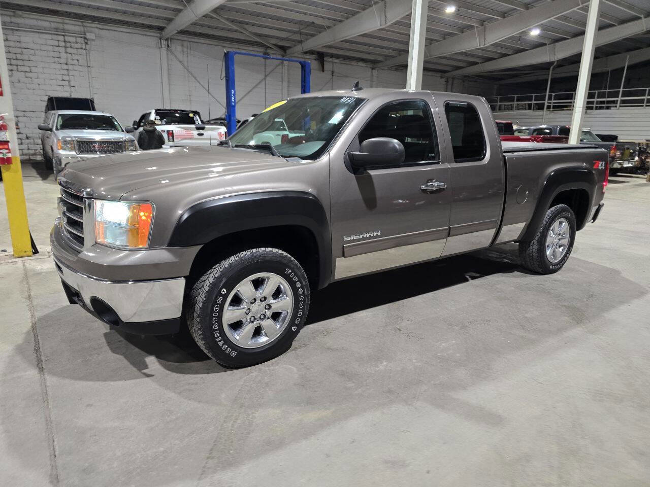Used 2013 GMC Sierra 1500 SLE w/ Power Tech Package image 1