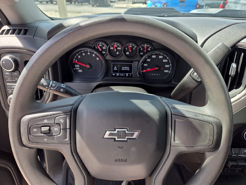 Certified 2023 Chevrolet Silverado 1500 Custom Trail Boss w/ LPO, Dark Essentials Package AWD/4WD image 31