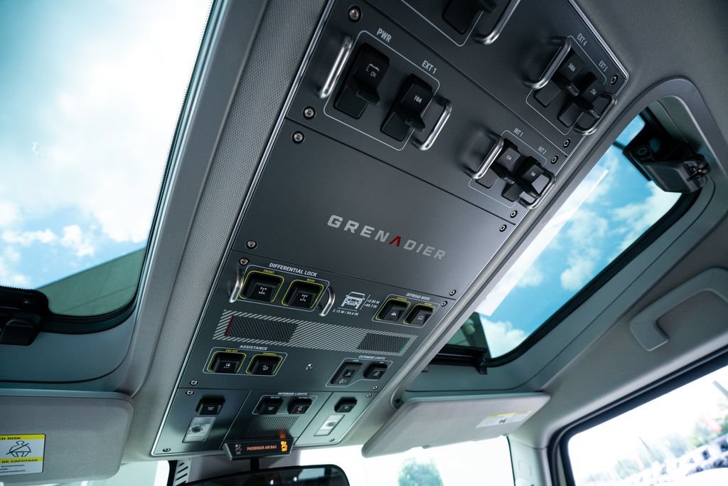 Used 2025 INEOS Grenadier AWD/4WD image 45