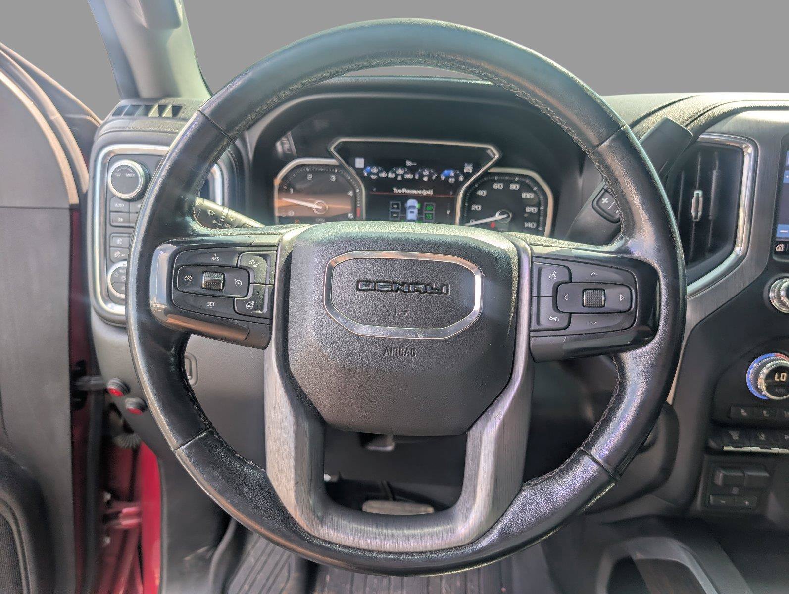 Used 2020 GMC Sierra 3500 Denali w/ Denali Ultimate Package AWD/4WD image 27