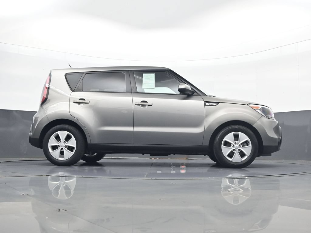 Used 2015 Kia Soul FWD image 24