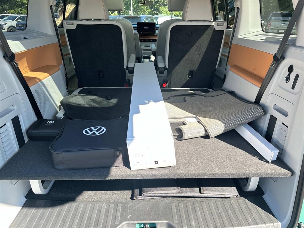 New 2025 Volkswagen ID. Buzz 1st Edition image 6