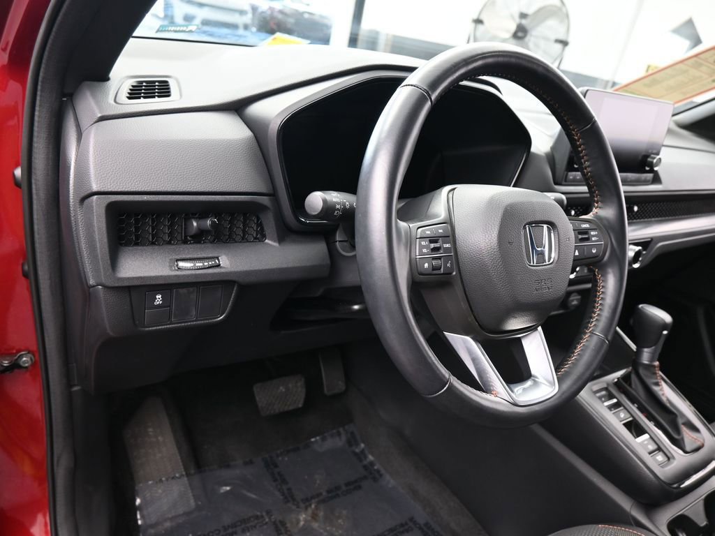 Used 2025 Honda CR-V Sport image 14