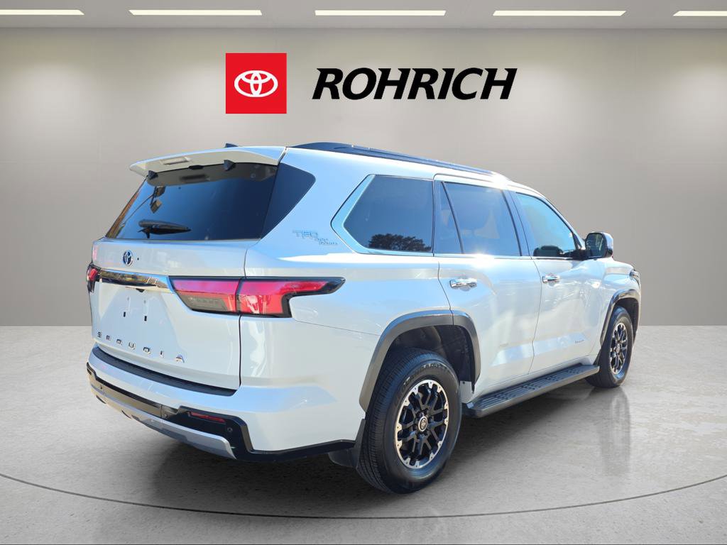 Used 2023 Toyota Sequoia Limited image 5