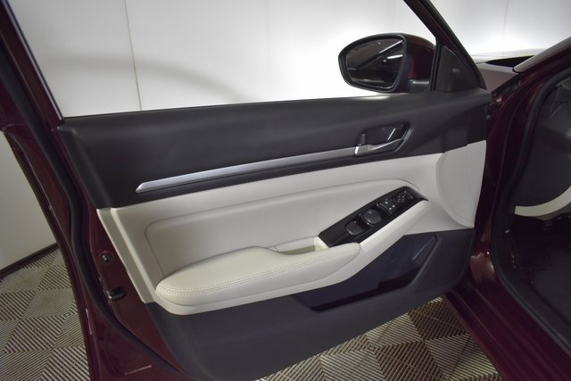 Certified 2023 Nissan Altima 2.5 SV image 7