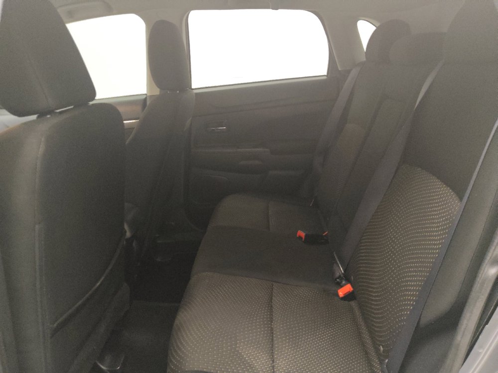 Used 2016 Mitsubishi Outlander Sport ES FWD image 18