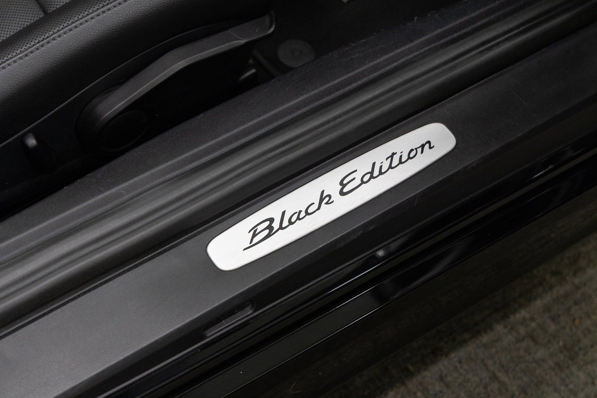 Used 2016 Porsche Boxster Black Edition image 23