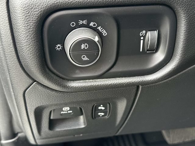 Used 2023 RAM 1500 Big Horn AWD/4WD image 13