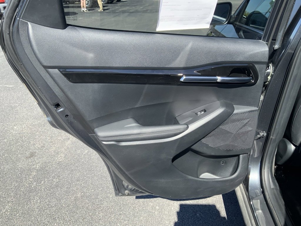 Used 2023 Kia Seltos SX image 57