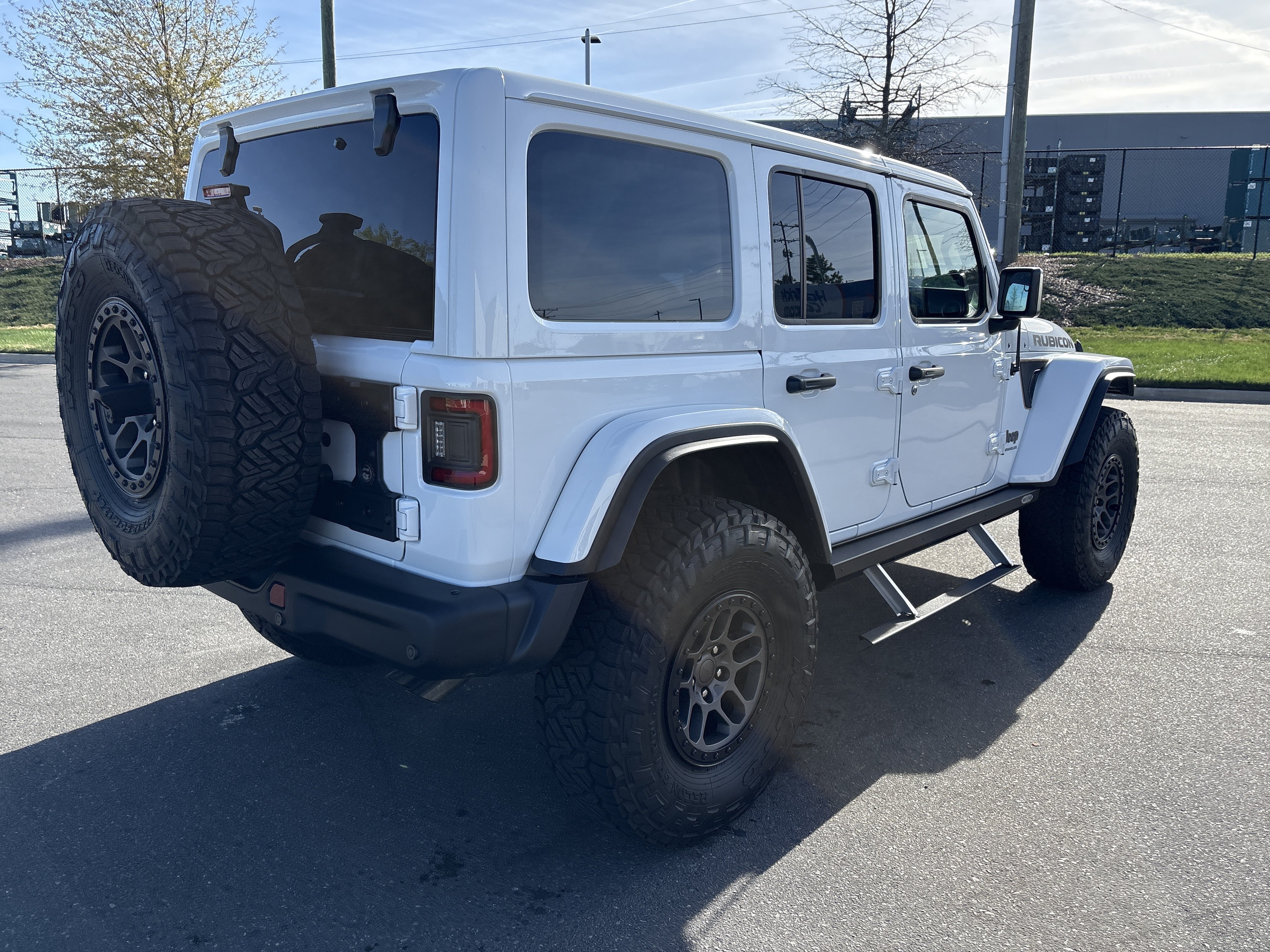 Used 2023 Jeep Wrangler Unlimited Rubicon 392 w/ Xtreme Recon 35" Tire Package AWD/4WD image 9