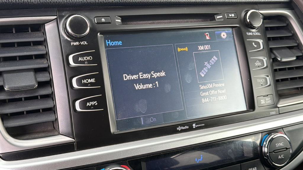 Used 2014 Toyota Highlander XLE AWD/4WD image 15