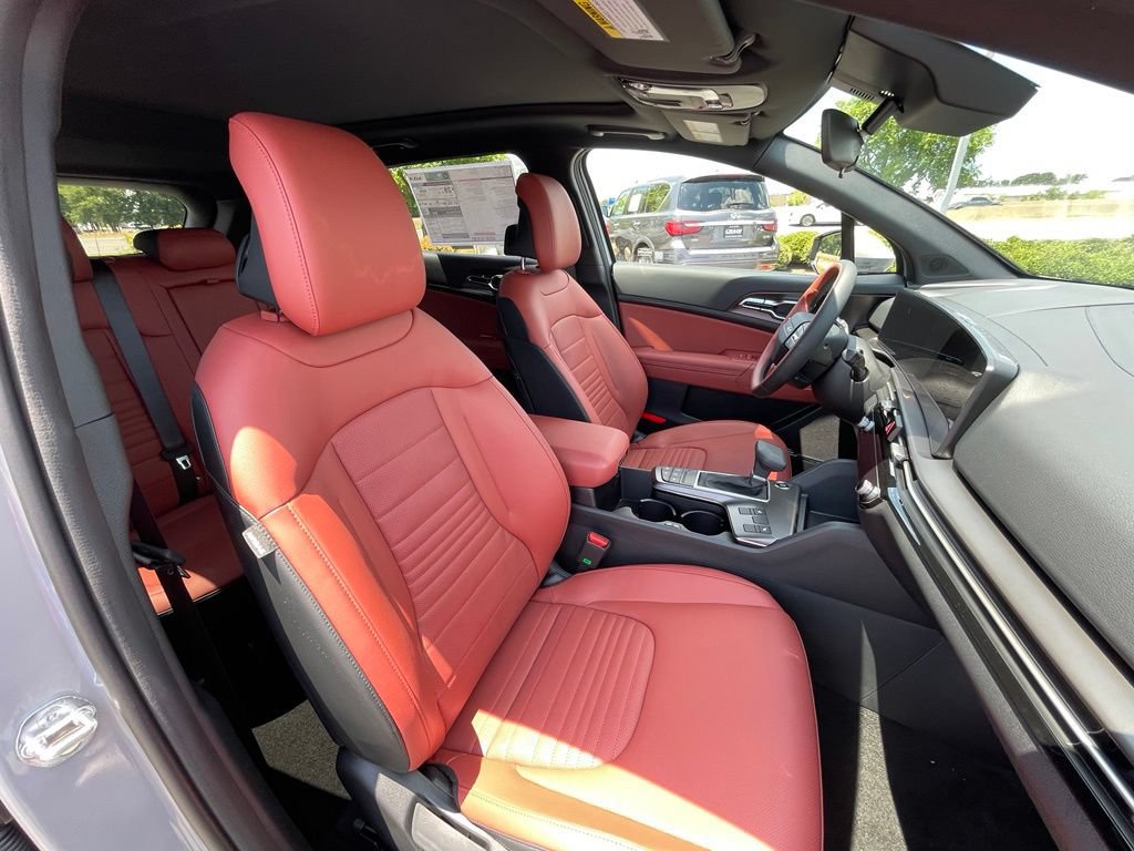 New 2026 Kia Sportage SX FWD image 32