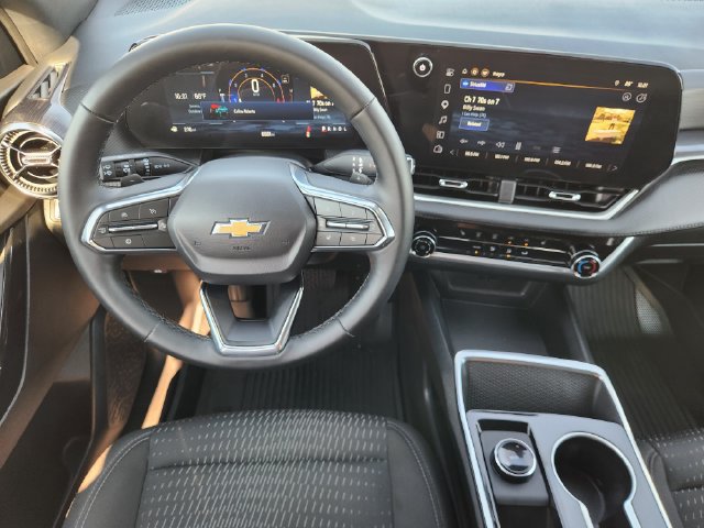 Certified 2026 Chevrolet Equinox LT w/ Safety and Technology Package FWD image 27