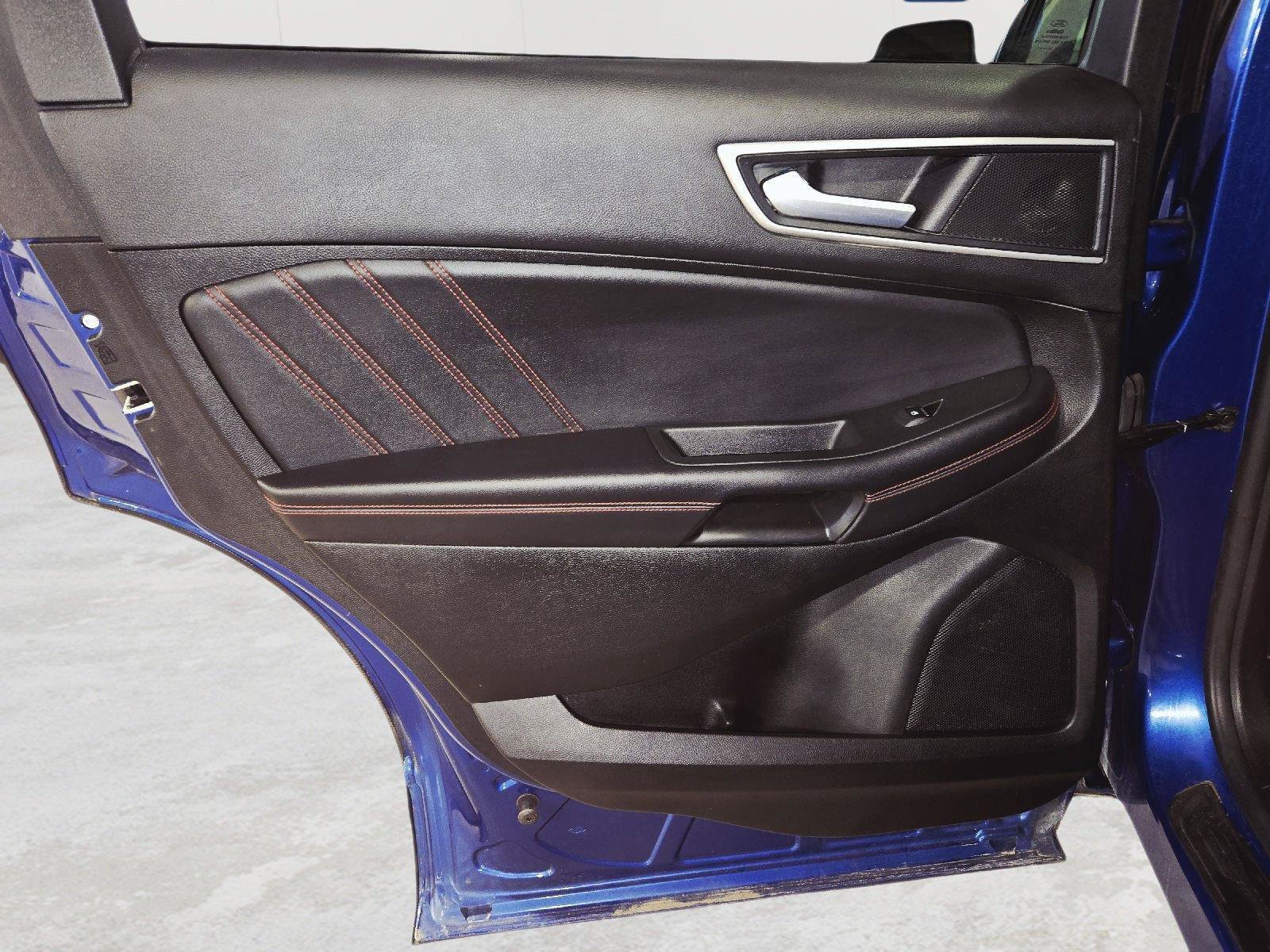 Certified 2024 Ford Edge ST-Line AWD/4WD image 36