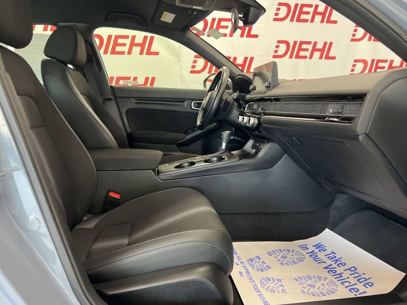 Used 2023 Honda Civic Sport image 12