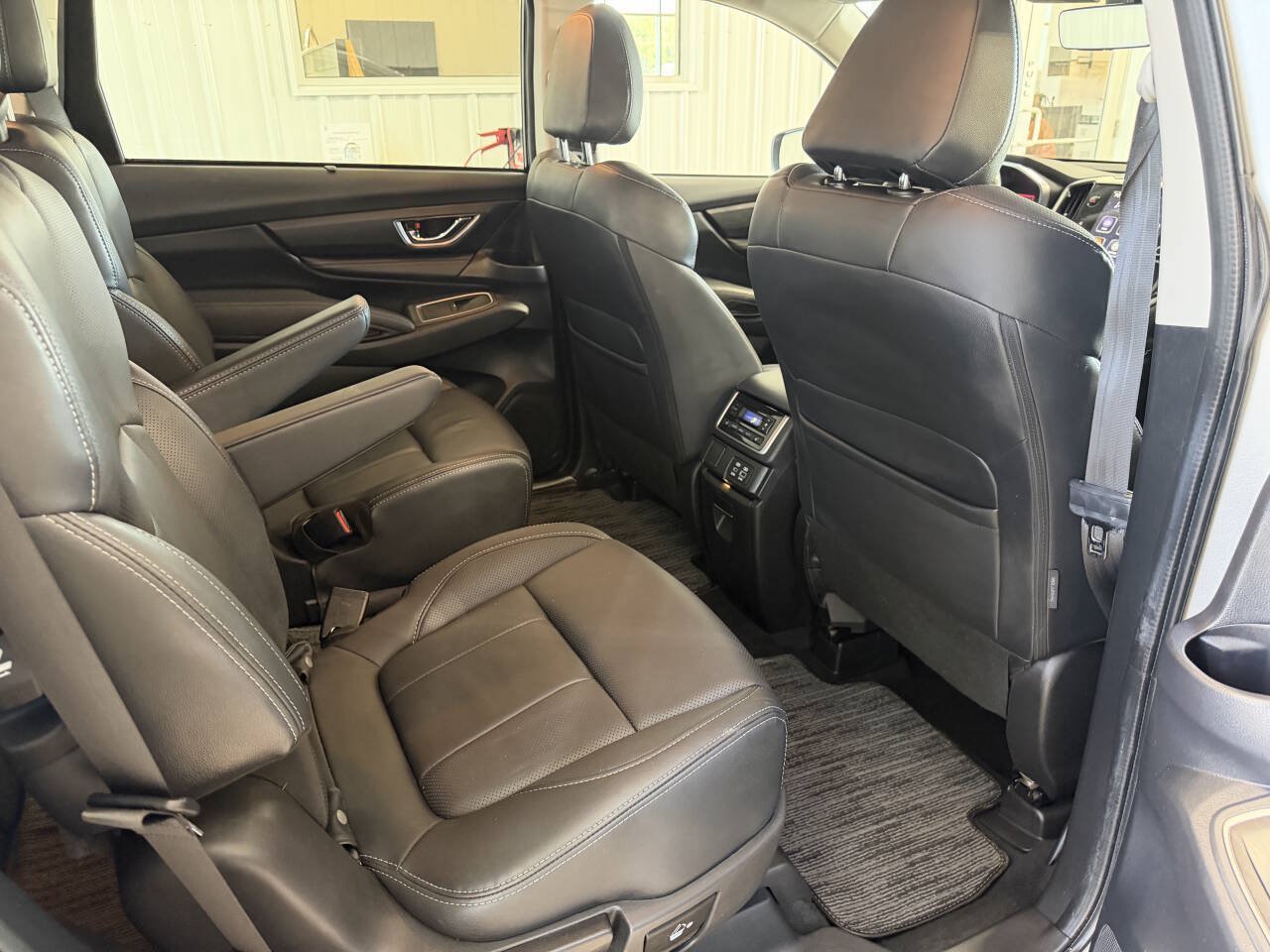 Used 2023 Subaru Ascent Limited AWD/4WD image 28