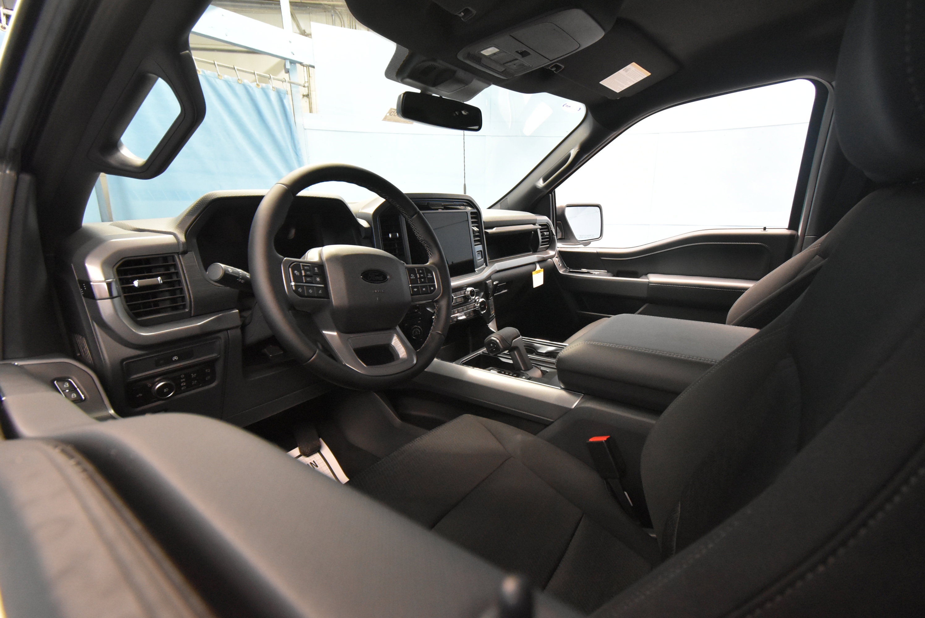 New 2025 Ford F150 XLT w/ Equipment Group 302A MID image 2