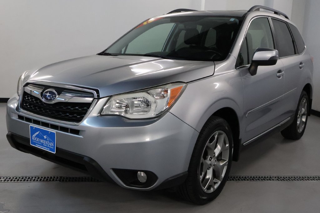 Used 2015 Subaru Forester 2.5i Touring AWD/4WD image 4
