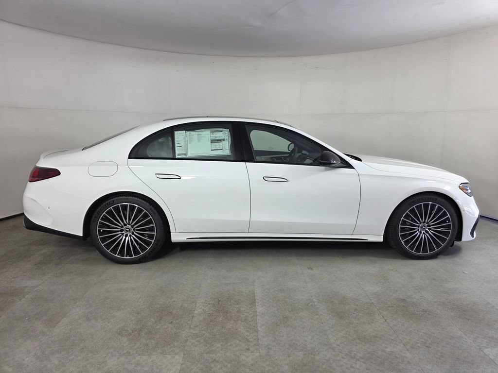 New 2027 Mercedes-Benz E 450 4MATIC Sedan image 3