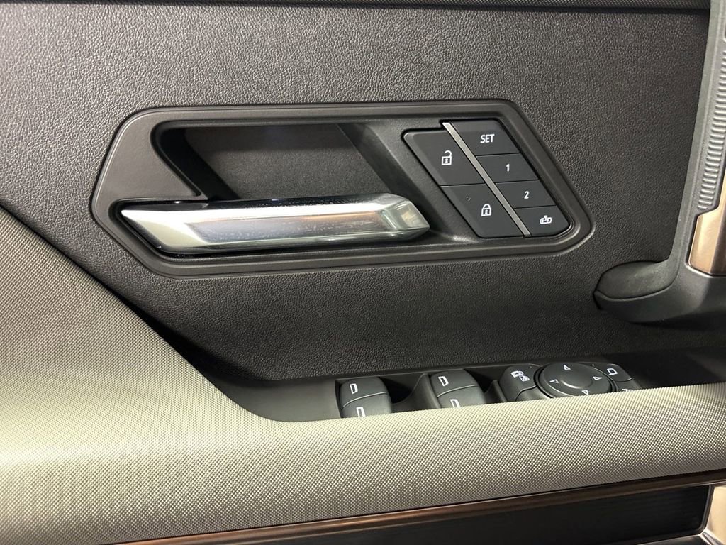 New 2025 GMC Hummer EV 2X image 23