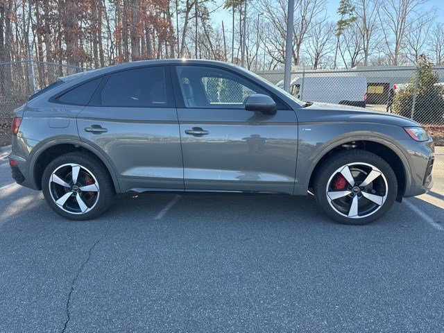 Used 2024 Audi Q5 2.0T Premium Plus w/ Premium Plus Package image 11