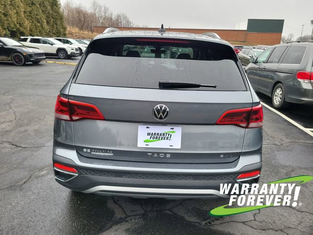 Used 2024 Volkswagen Taos SE image 6