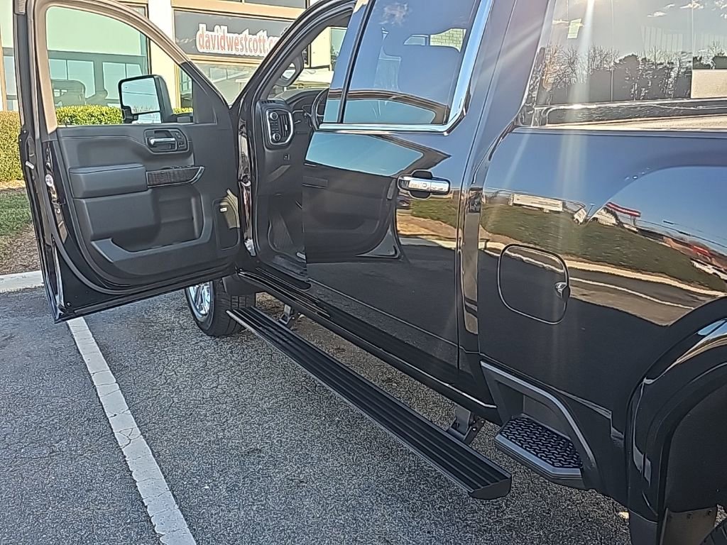 Used 2022 GMC Sierra 2500 Denali w/ Denali Ultimate Package image 10