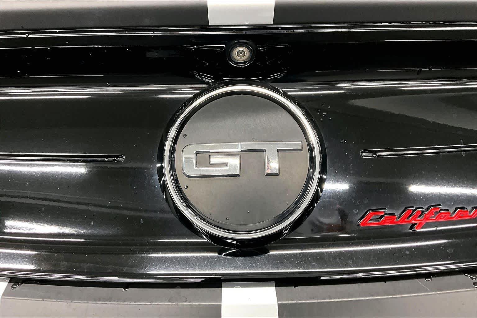 Used 2019 Ford Mustang GT Premium w/ Equipment Group 401A RWD image 30