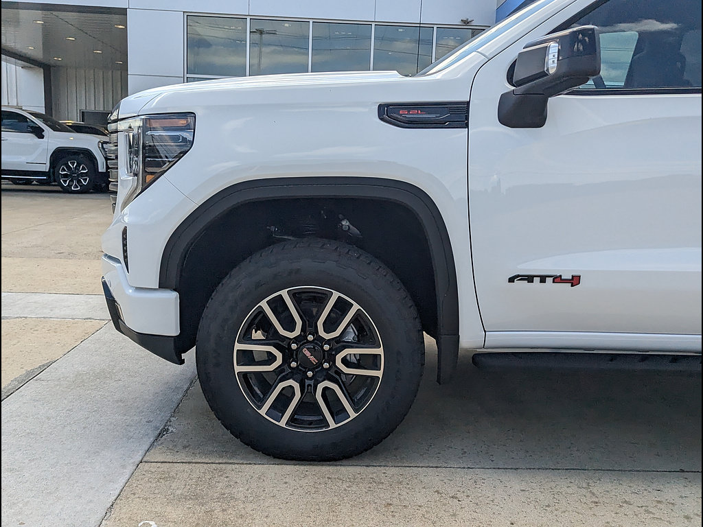 New 2026 GMC Sierra 1500 AT4 w/ AT4 Premium Package AWD/4WD image 10