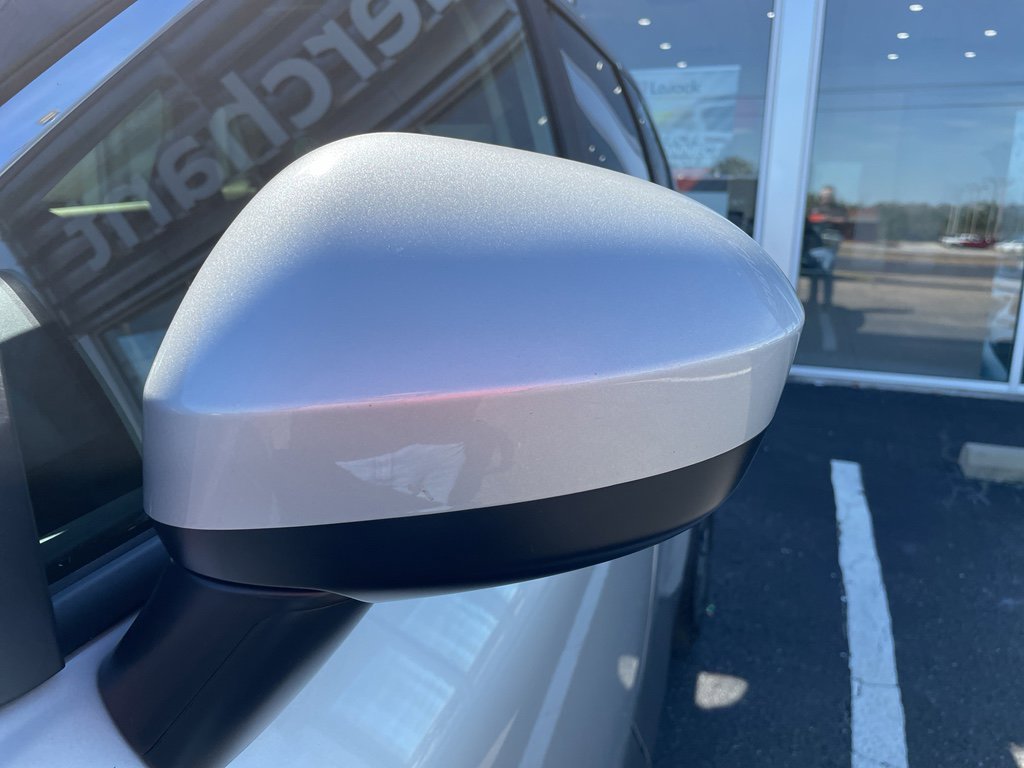 Certified 2025 Nissan Rogue SV image 6