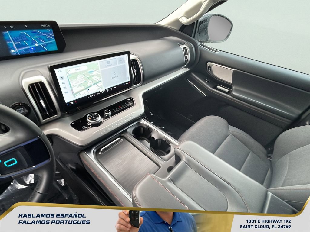 Used 2025 Ford Expedition Max Active image 21