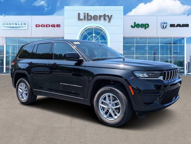 New 2026 Jeep Grand Cherokee Laredo X RWD image 1