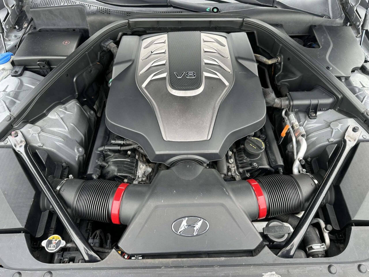 Used 2015 Hyundai Genesis 5.0 RWD image 37