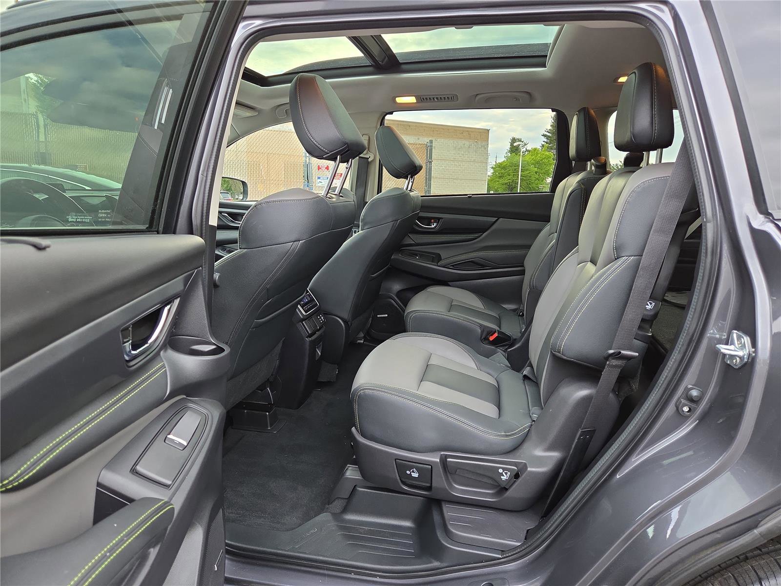 Used 2023 Subaru Ascent Onyx Edition Limited AWD/4WD image 22