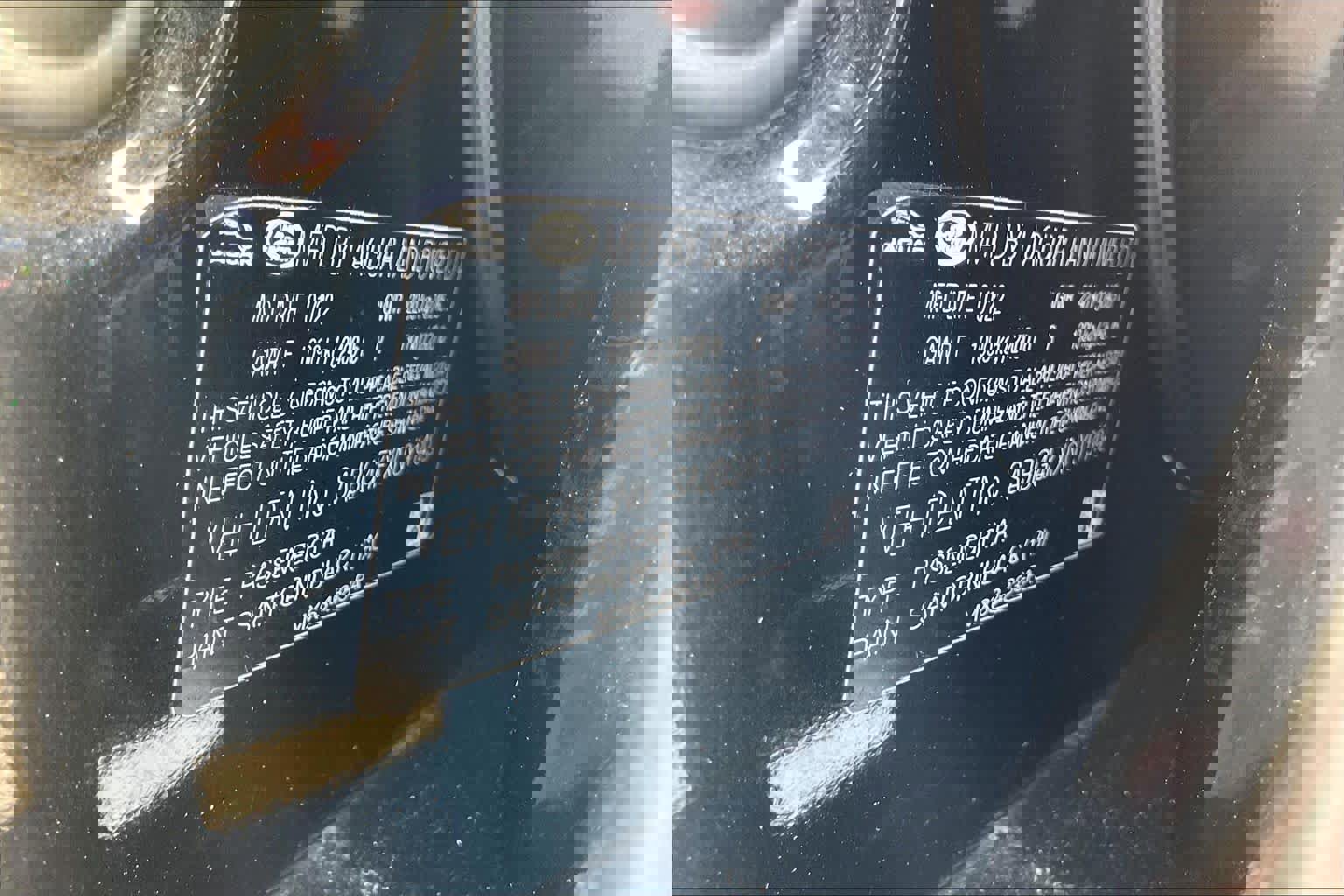 Used 2022 Jaguar XF SE image 33