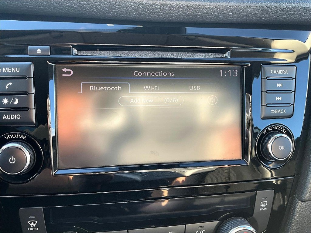 Used 2020 Nissan Rogue SV AWD/4WD image 17