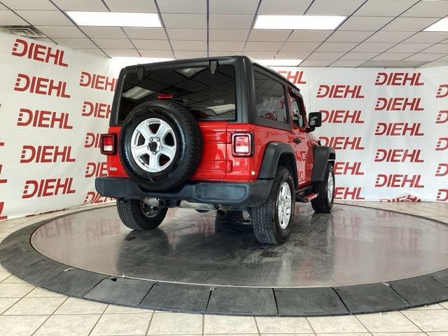 Used 2019 Jeep Wrangler Sport AWD/4WD image 7