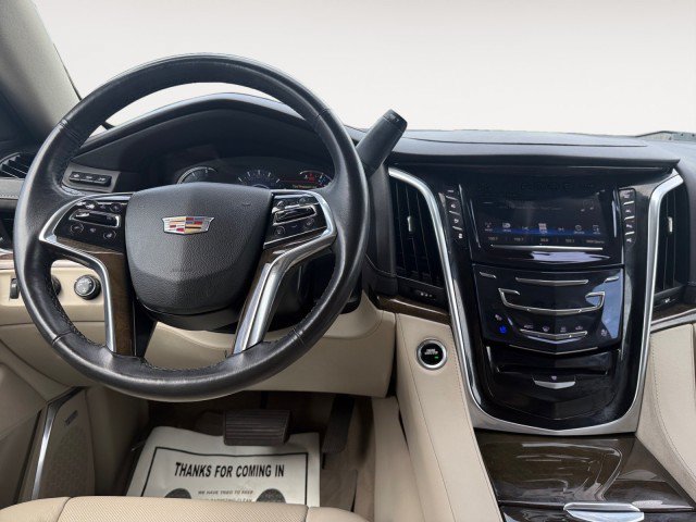 Used 2020 Cadillac Escalade ESV Premium Luxury AWD/4WD image 6