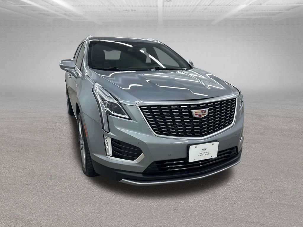 Certified 2025 Cadillac XT5 Premium Luxury image 2