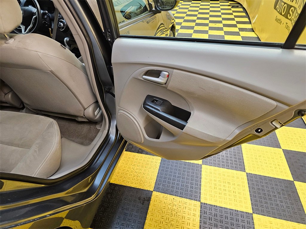 Used 2013 Honda Insight LX image 16