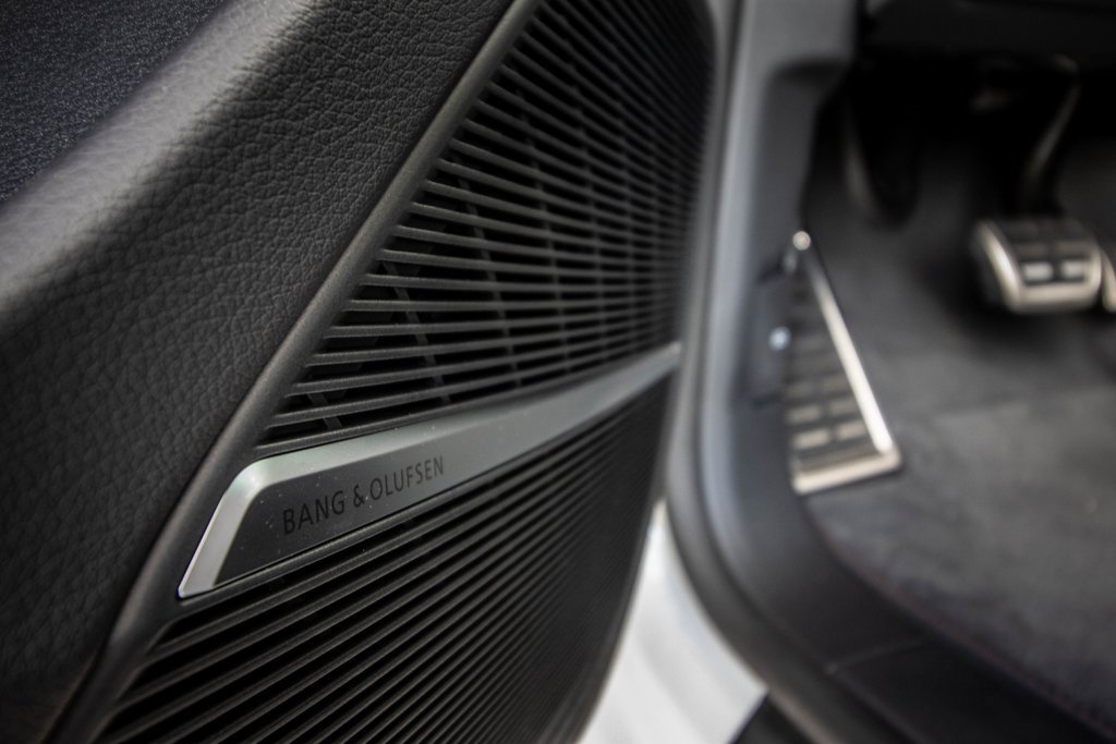 Used 2025 Audi RS Q8 performance image 26